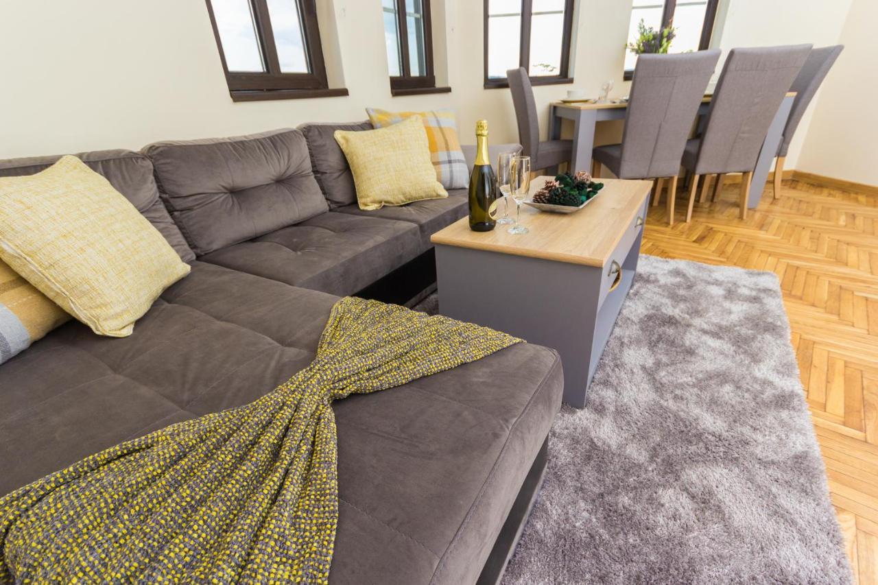 Apartment Zdravets, In The Heart Of The Old City Veliko Tárnovo Exterior foto