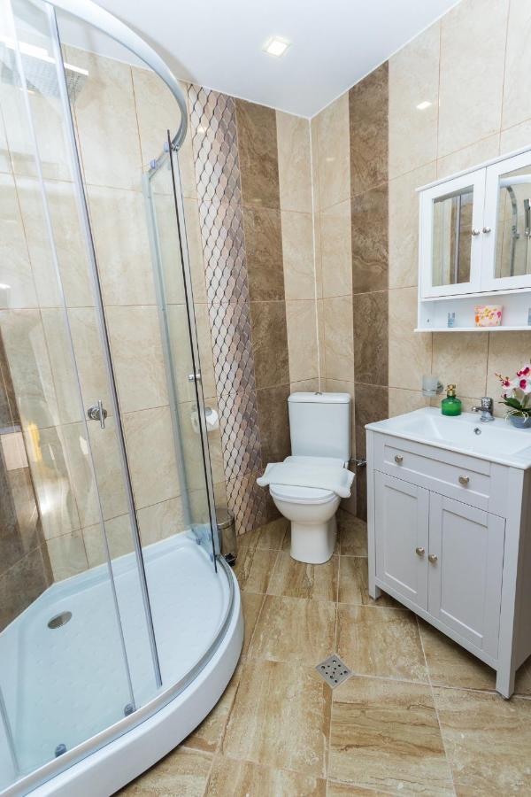 Apartment Zdravets, In The Heart Of The Old City Veliko Tárnovo Exterior foto